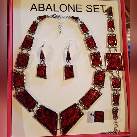 JTV Jewelry - Red Dye Abalone Set from JtV